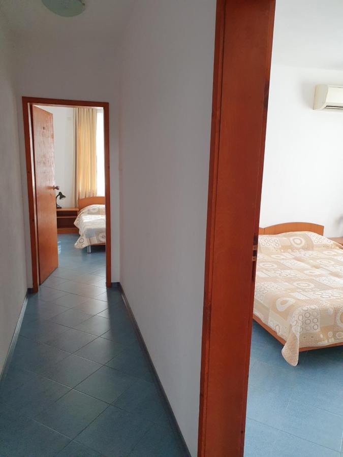 Family Hotel Maritime Ahtopol Exterior photo